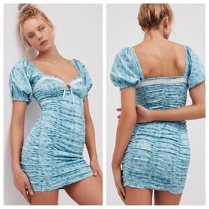 for love & lemons - alana floral dress mini puff sleeves sweetheart neckline